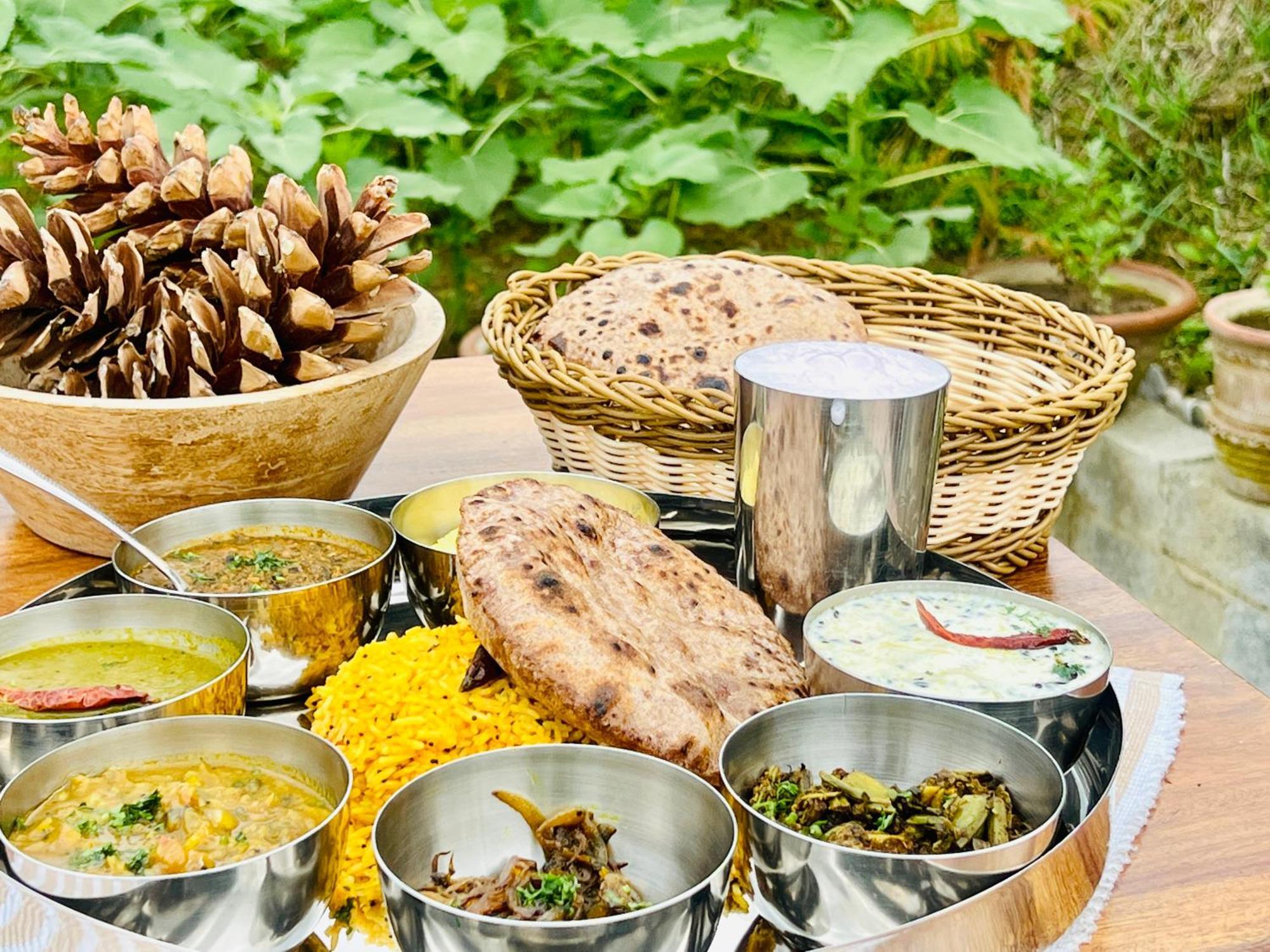Joshīmath Faraway Cottages, Auli מראה חיצוני תמונה