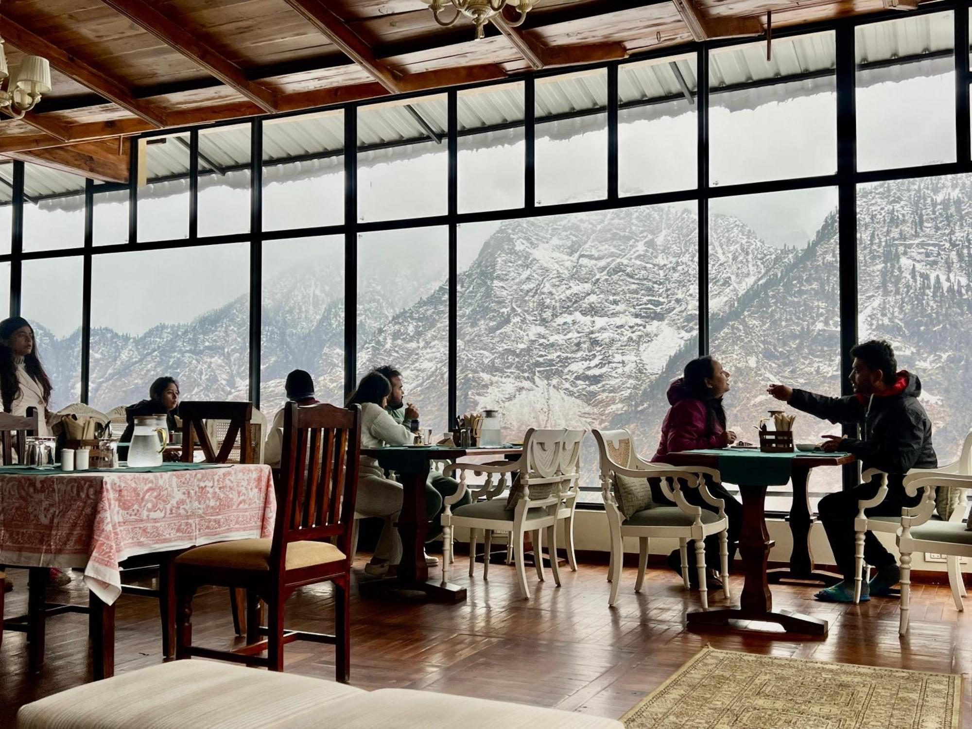 Joshīmath Faraway Cottages, Auli מראה חיצוני תמונה